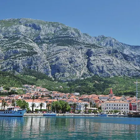 Beautiful In With Kitchen * Makarska